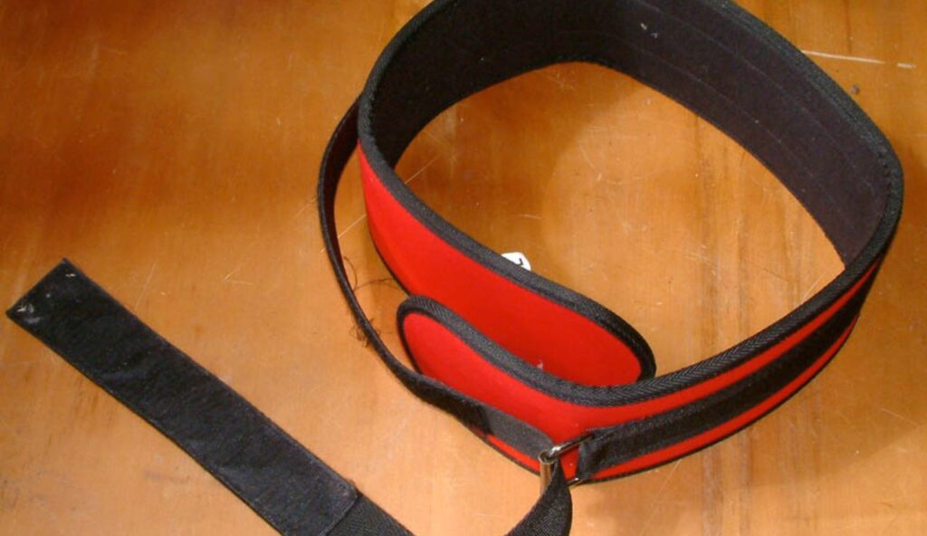 Compact lumbar support for better posture