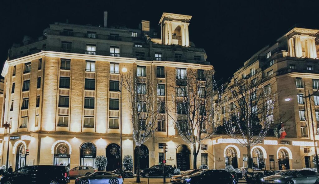 Four Seasons Hotels & Resorts