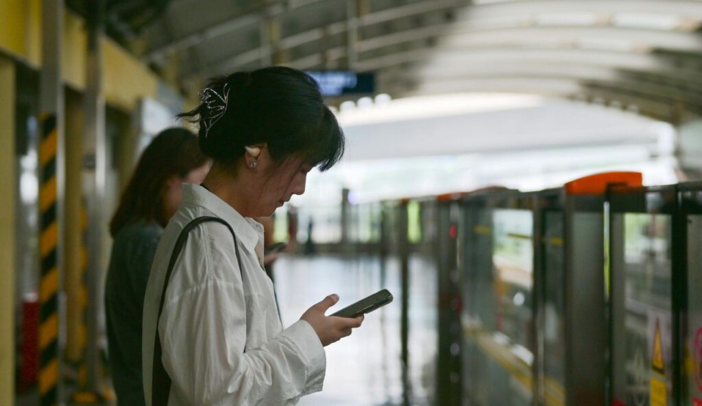 Noonlight (Formerly SafeTrek): Discreet Panic Button & Emergency Dispatch with GPS Location