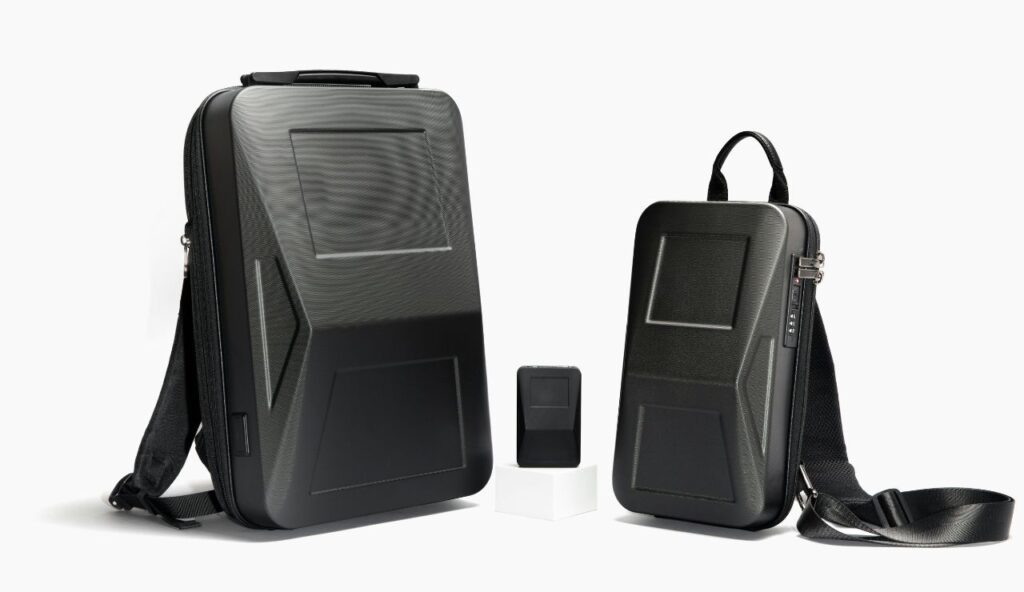 A lightweight day bag with anti-theft basics