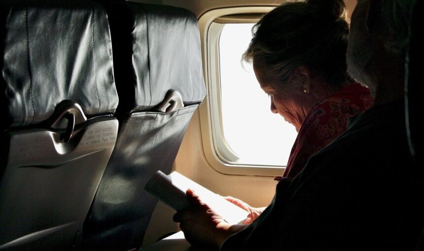 Bibliophile’s Boarding Pass: 6 Books That Are the Absolute Best Companions for a 10-Hour Flight